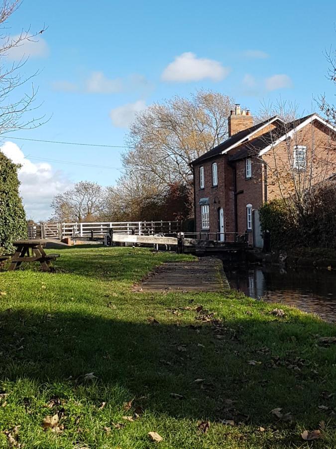 Foxes Field B&B Aston Nantwich Wrenbury Esterno foto